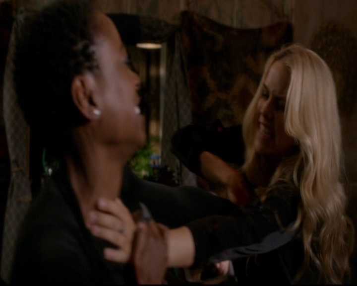 VampireDiariesWorld-dot-nl_TheOriginals_3x06BeautifulMistake1096.jpg