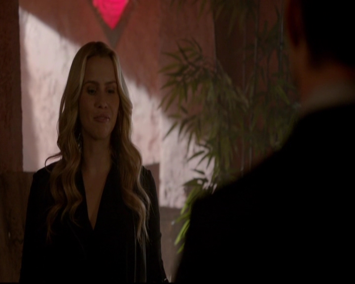 VampireDiariesWorld-dot-nl_TheOriginals_3x06BeautifulMistake1376.jpg