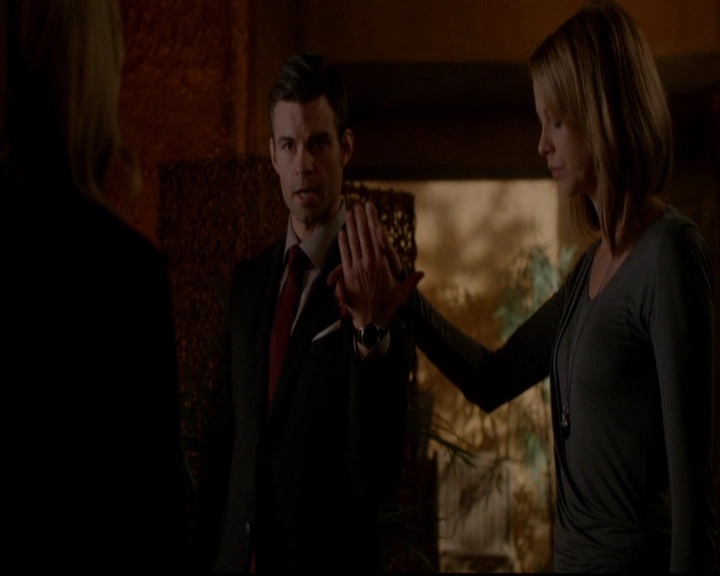 VampireDiariesWorld-dot-nl_TheOriginals_3x06BeautifulMistake1414.jpg