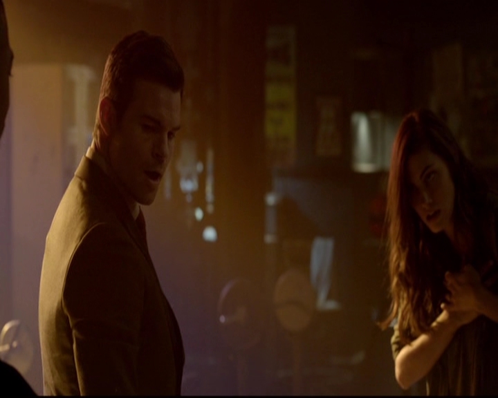 VampireDiariesWorld-dot-nl_TheOriginals_3x06BeautifulMistake1539.jpg