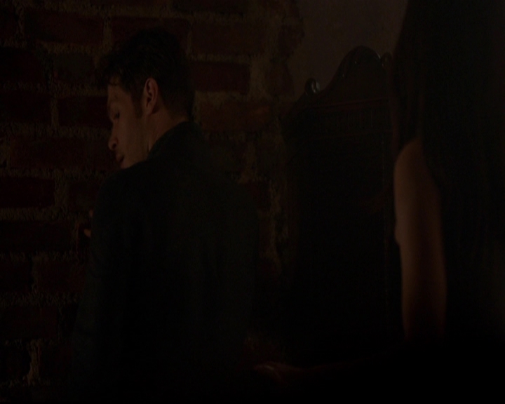 VampireDiariesWorld-dot-nl_TheOriginals_3x06BeautifulMistake1611.jpg