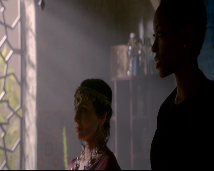 VampireDiariesWorld-dot-nl_TheOriginals_3x06BeautifulMistake1922.jpg