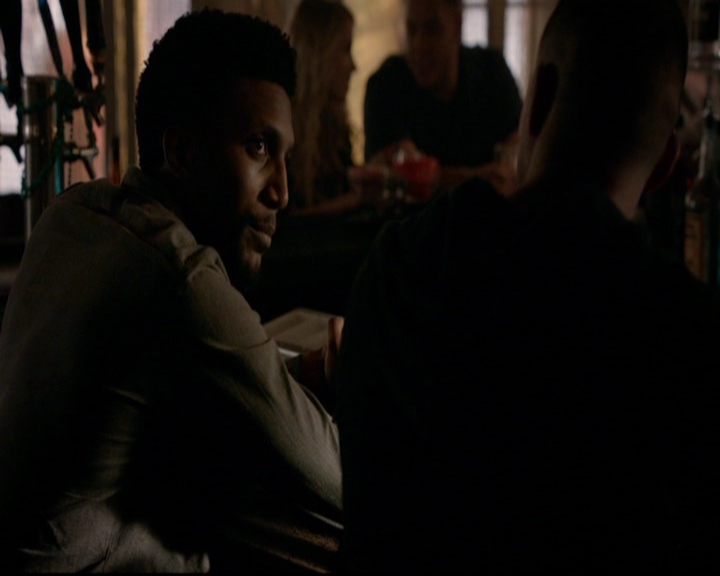 VampireDiariesWorld-dot-nl_TheOriginals_3x07OutOfTheEasy0772.jpg