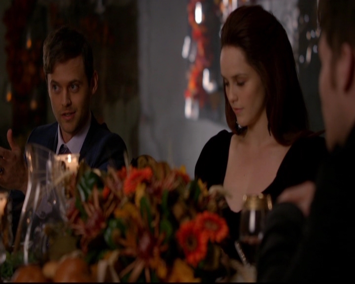 VampireDiariesWorld-dot-nl_TheOriginals_3x07OutOfTheEasy0811.jpg