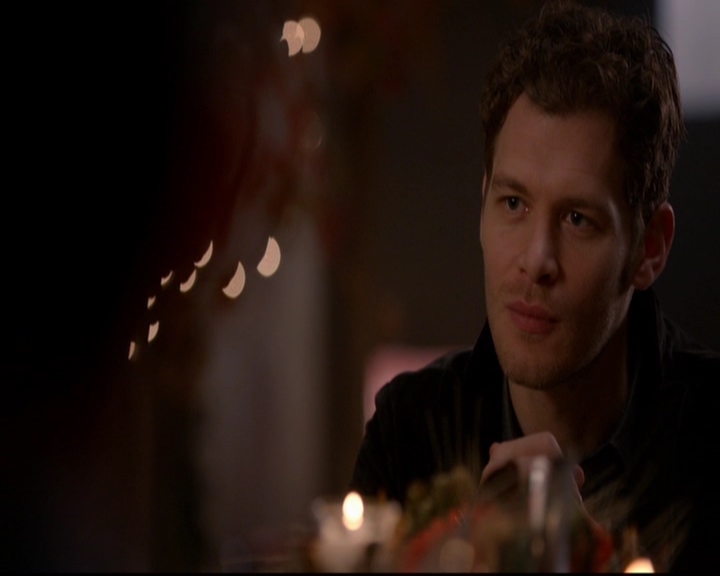 VampireDiariesWorld-dot-nl_TheOriginals_3x07OutOfTheEasy0818.jpg