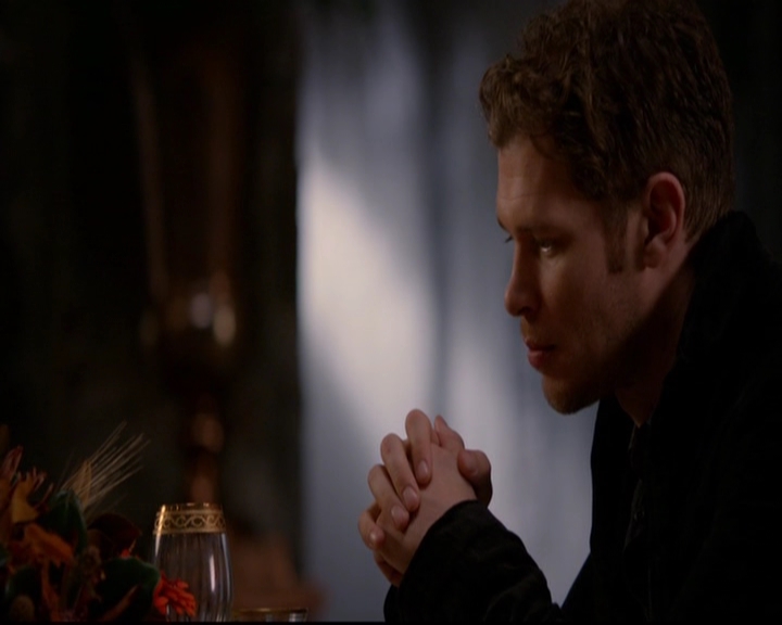 VampireDiariesWorld-dot-nl_TheOriginals_3x07OutOfTheEasy0834.jpg