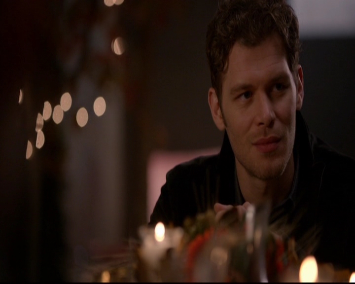 VampireDiariesWorld-dot-nl_TheOriginals_3x07OutOfTheEasy0866.jpg