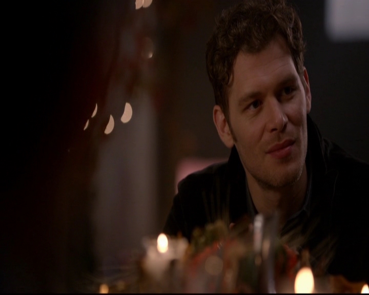 VampireDiariesWorld-dot-nl_TheOriginals_3x07OutOfTheEasy0893.jpg