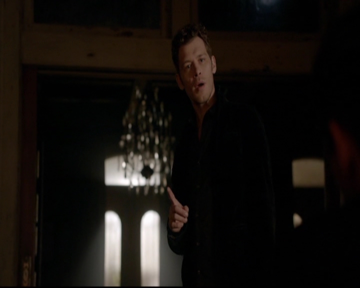 VampireDiariesWorld-dot-nl_TheOriginals_3x07OutOfTheEasy1352.jpg