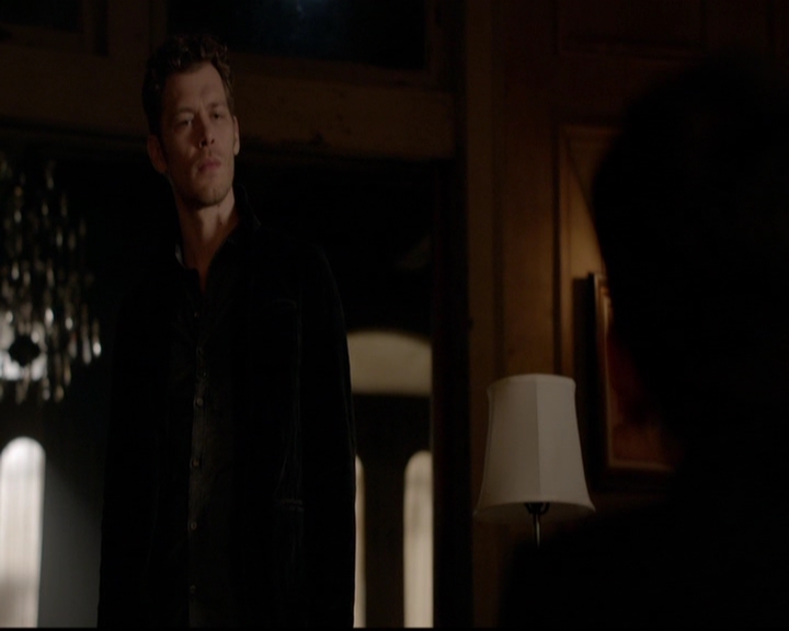 VampireDiariesWorld-dot-nl_TheOriginals_3x07OutOfTheEasy1364.jpg