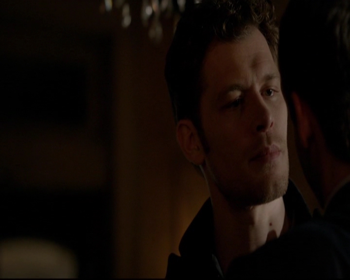 VampireDiariesWorld-dot-nl_TheOriginals_3x07OutOfTheEasy1384.jpg