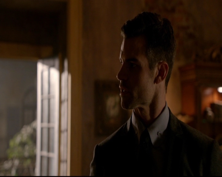 VampireDiariesWorld-dot-nl_TheOriginals_3x07OutOfTheEasy1427.jpg