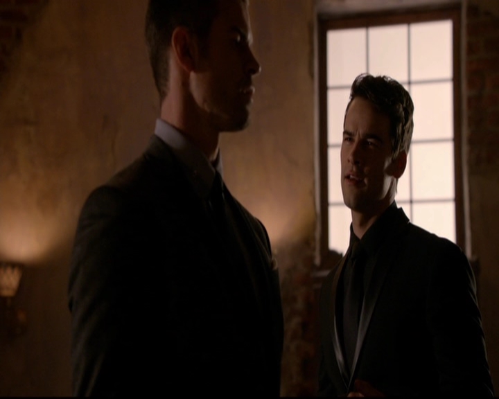 VampireDiariesWorld-dot-nl_TheOriginals_3x07OutOfTheEasy1453.jpg