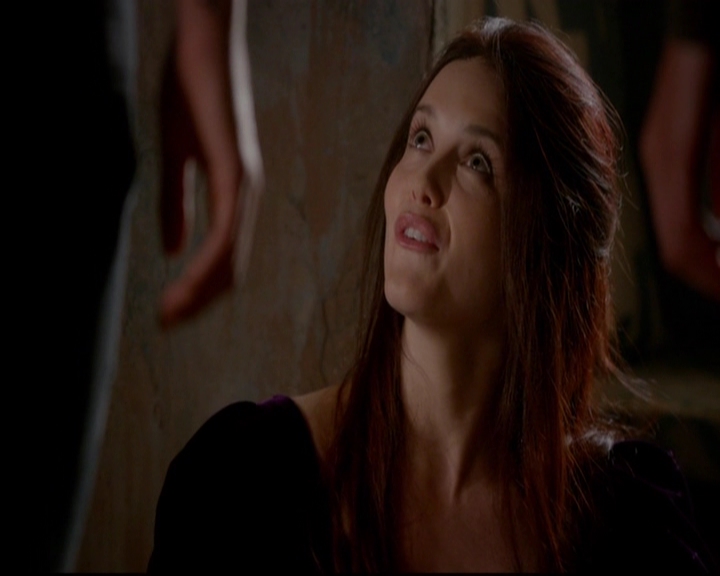 VampireDiariesWorld-dot-nl_TheOriginals_3x07OutOfTheEasy1516.jpg