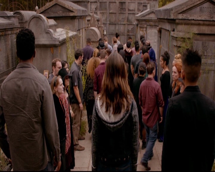 VampireDiariesWorld-dot-nl_TheOriginals_3x07OutOfTheEasy1582.jpg