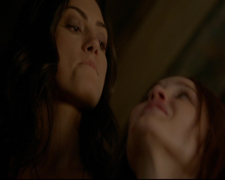 VampireDiariesWorld-dot-nl_TheOriginals_3x07OutOfTheEasy1651.jpg