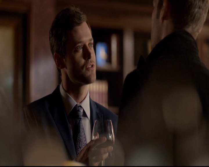 VampireDiariesWorld-dot-nl_TheOriginals_3x07OutOfTheEasy1693.jpg