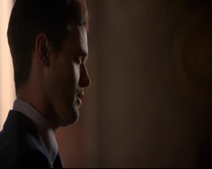 VampireDiariesWorld-dot-nl_TheOriginals_3x07OutOfTheEasy1716.jpg