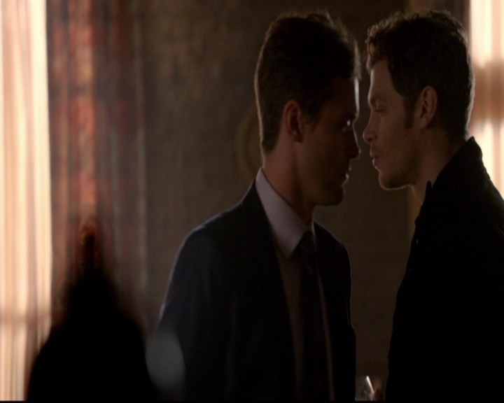 VampireDiariesWorld-dot-nl_TheOriginals_3x07OutOfTheEasy1736.jpg