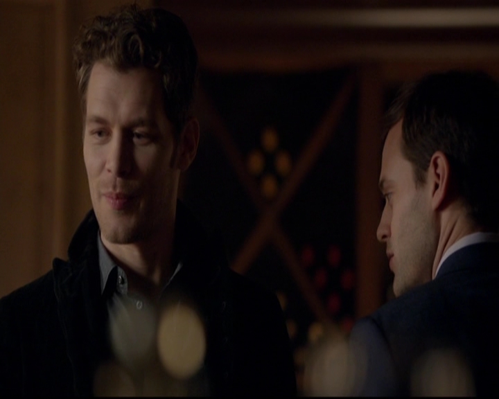 VampireDiariesWorld-dot-nl_TheOriginals_3x07OutOfTheEasy1738.jpg