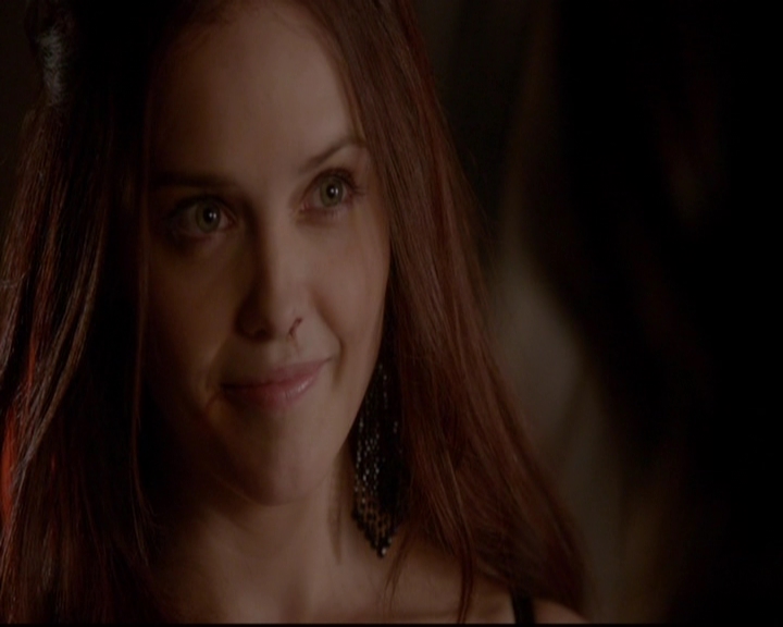 VampireDiariesWorld-dot-nl_TheOriginals_3x07OutOfTheEasy1790.jpg