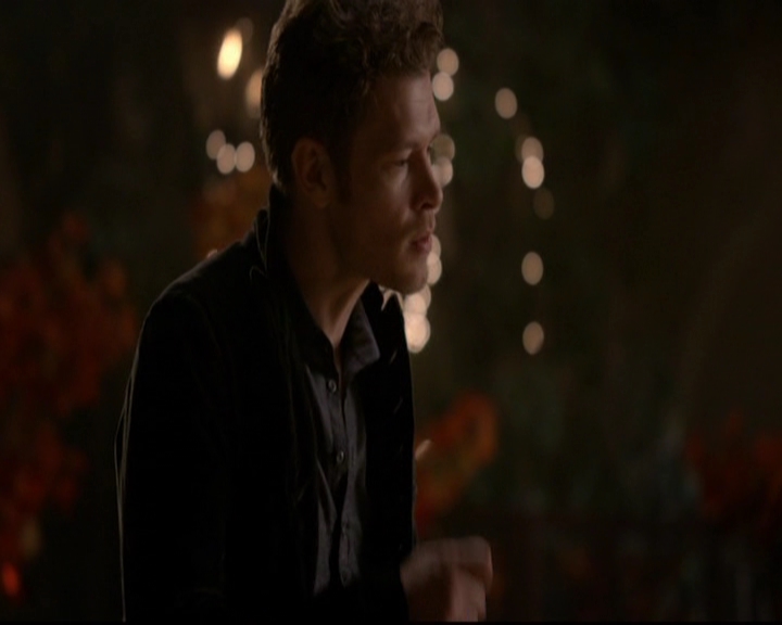 VampireDiariesWorld-dot-nl_TheOriginals_3x07OutOfTheEasy1824.jpg