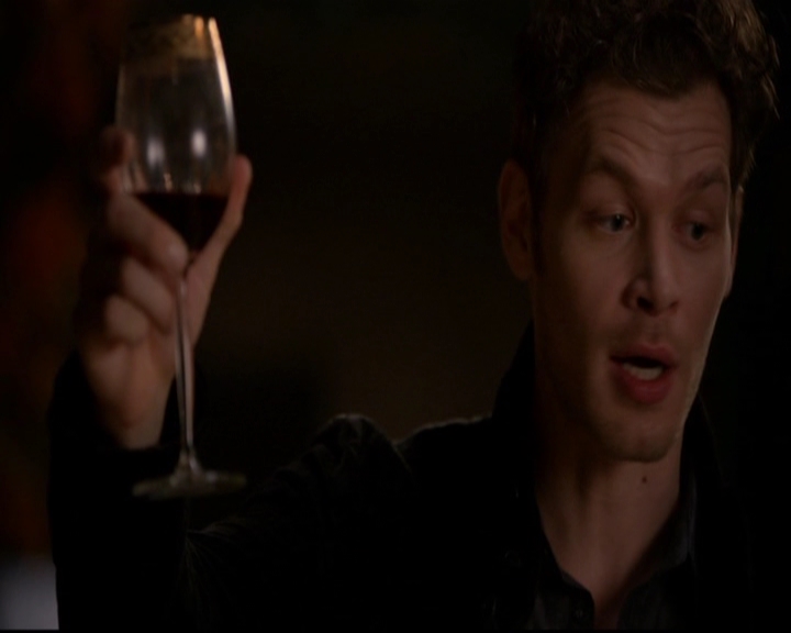 VampireDiariesWorld-dot-nl_TheOriginals_3x07OutOfTheEasy1837.jpg