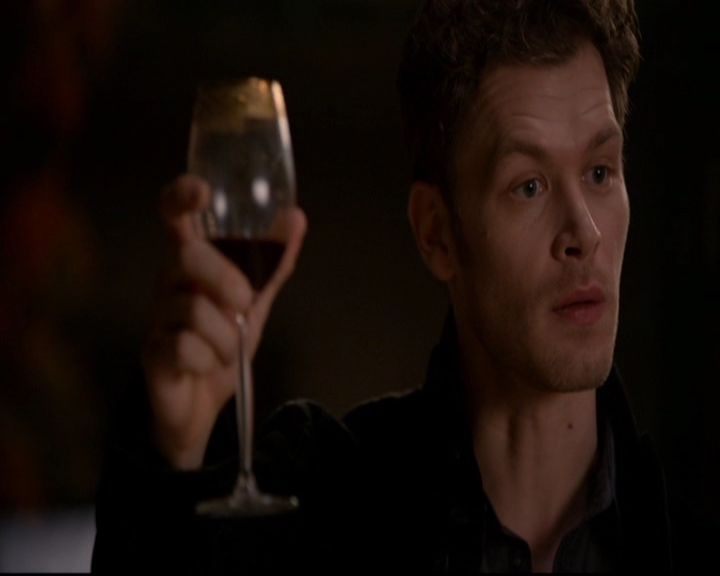 VampireDiariesWorld-dot-nl_TheOriginals_3x07OutOfTheEasy1838.jpg