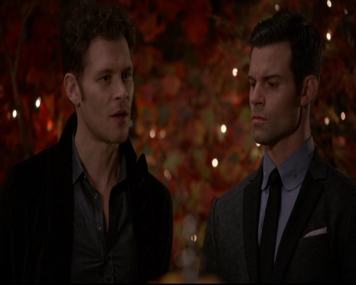 VampireDiariesWorld-dot-nl_TheOriginals_3x07OutOfTheEasy1853.jpg