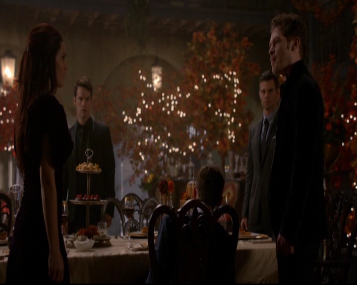 VampireDiariesWorld-dot-nl_TheOriginals_3x07OutOfTheEasy1865.jpg