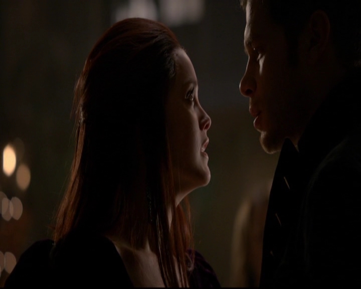 VampireDiariesWorld-dot-nl_TheOriginals_3x07OutOfTheEasy1883.jpg