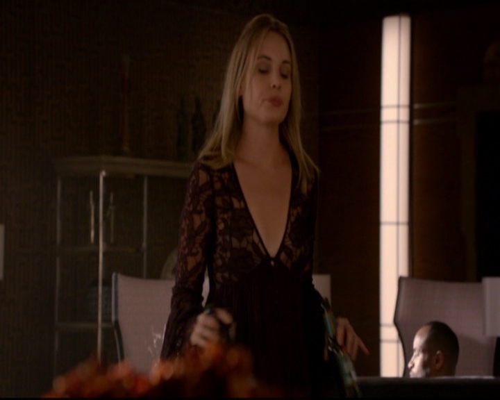 VampireDiariesWorld-dot-nl_TheOriginals_3x07OutOfTheEasy1917.jpg