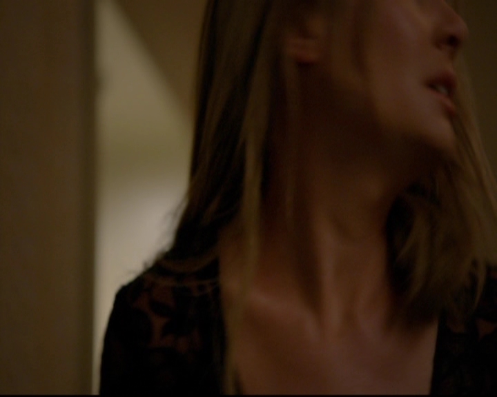 VampireDiariesWorld-dot-nl_TheOriginals_3x07OutOfTheEasy1973.jpg