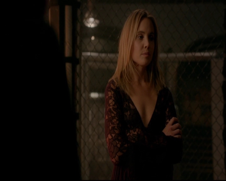 VampireDiariesWorld-dot-nl_TheOriginals_3x08TheOtherGirlInNewOrleans0306.jpg