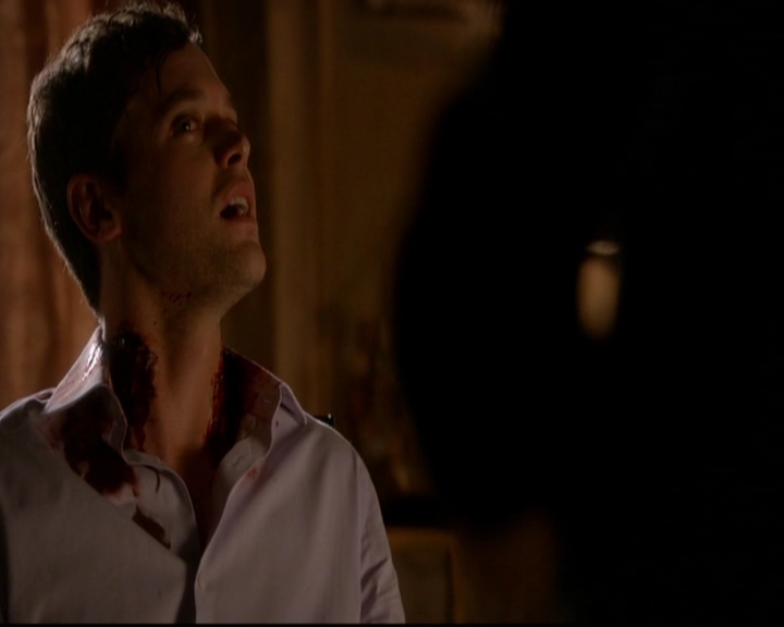 VampireDiariesWorld-dot-nl_TheOriginals_3x08TheOtherGirlInNewOrleans0518.jpg