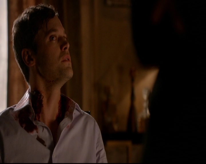 VampireDiariesWorld-dot-nl_TheOriginals_3x08TheOtherGirlInNewOrleans0521.jpg