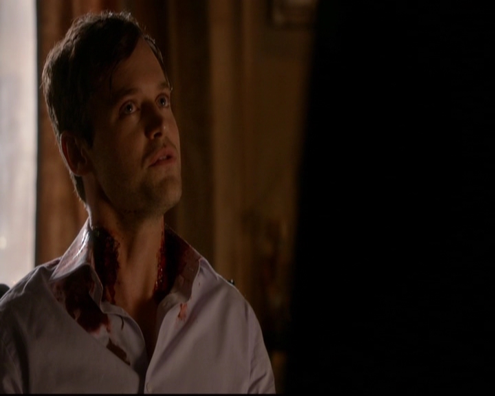 VampireDiariesWorld-dot-nl_TheOriginals_3x08TheOtherGirlInNewOrleans0526.jpg