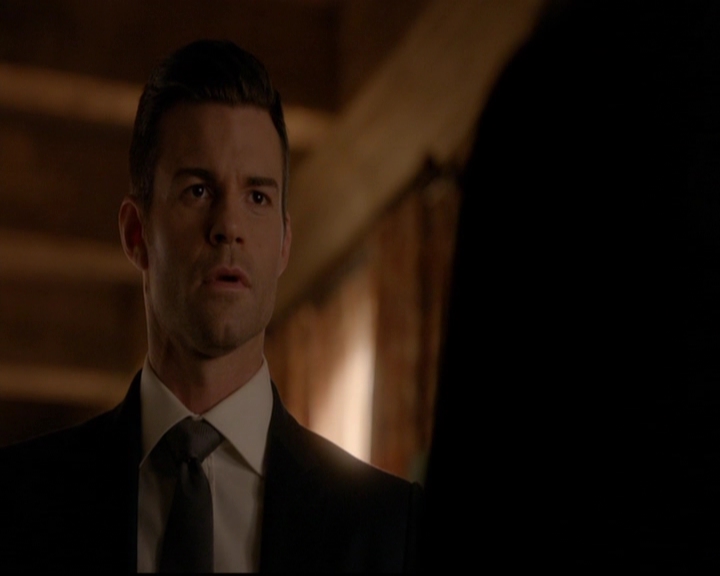 VampireDiariesWorld-dot-nl_TheOriginals_3x08TheOtherGirlInNewOrleans0705.jpg