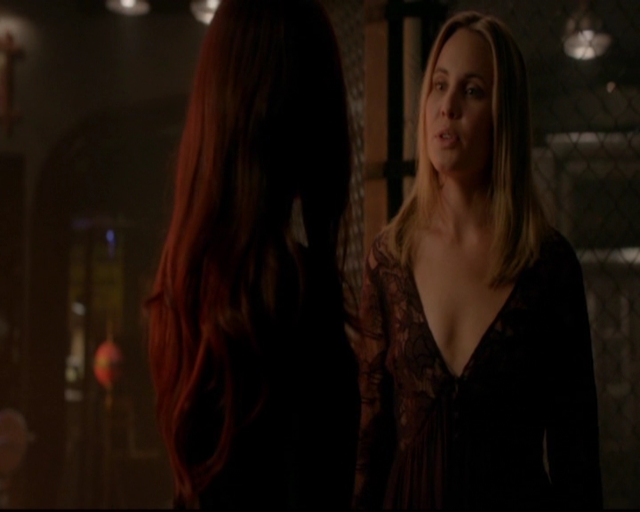 VampireDiariesWorld-dot-nl_TheOriginals_3x08TheOtherGirlInNewOrleans0831.jpg