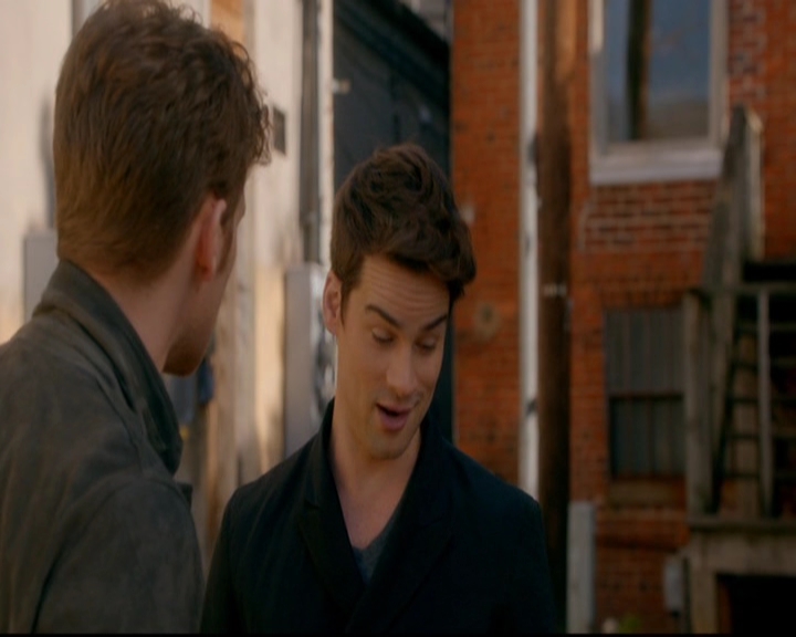 VampireDiariesWorld-dot-nl_TheOriginals_3x08TheOtherGirlInNewOrleans0923.jpg