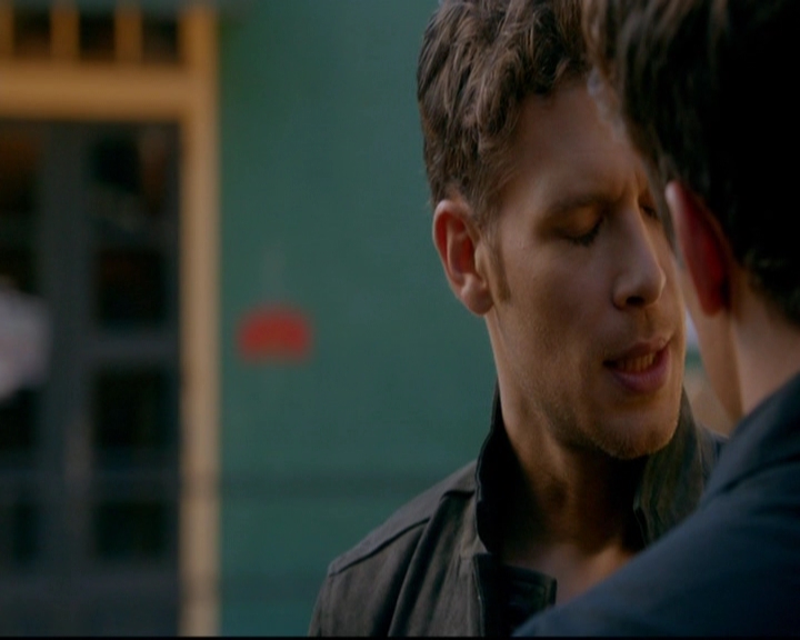 VampireDiariesWorld-dot-nl_TheOriginals_3x08TheOtherGirlInNewOrleans0938.jpg