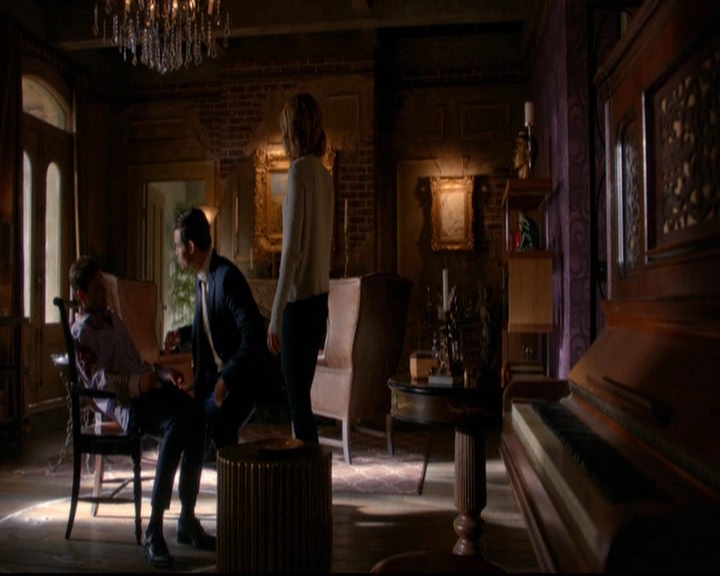 VampireDiariesWorld-dot-nl_TheOriginals_3x08TheOtherGirlInNewOrleans0974.jpg