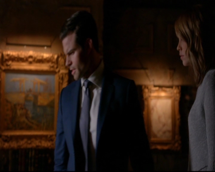 VampireDiariesWorld-dot-nl_TheOriginals_3x08TheOtherGirlInNewOrleans0992.jpg