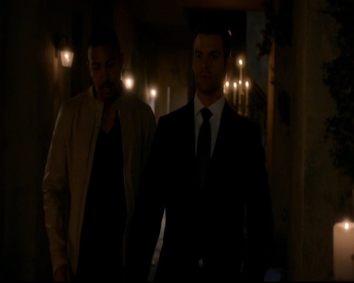 VampireDiariesWorld-dot-nl_TheOriginals_3x08TheOtherGirlInNewOrleans1031.jpg