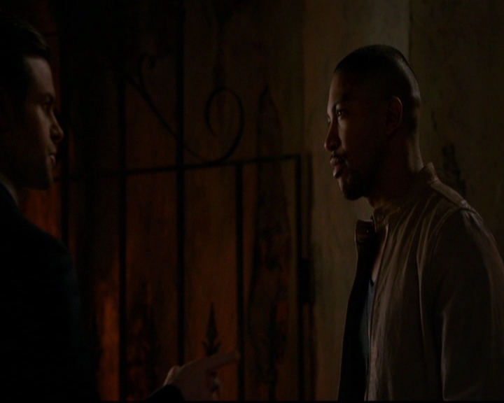 VampireDiariesWorld-dot-nl_TheOriginals_3x08TheOtherGirlInNewOrleans1036.jpg