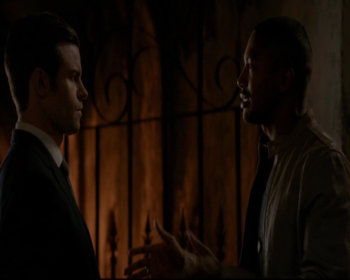 VampireDiariesWorld-dot-nl_TheOriginals_3x08TheOtherGirlInNewOrleans1046.jpg