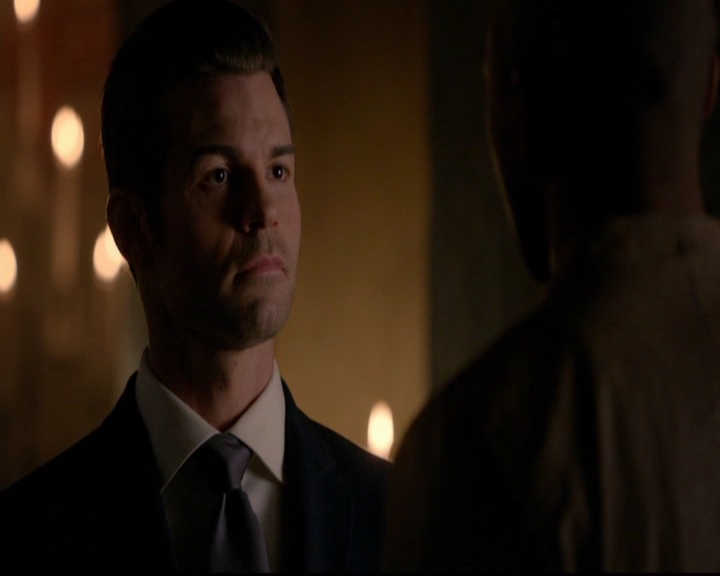 VampireDiariesWorld-dot-nl_TheOriginals_3x08TheOtherGirlInNewOrleans1052.jpg