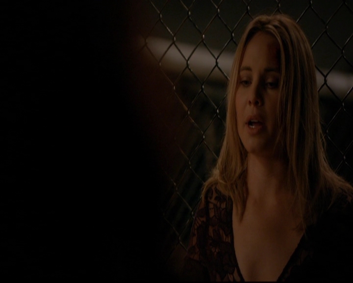 VampireDiariesWorld-dot-nl_TheOriginals_3x08TheOtherGirlInNewOrleans1202.jpg