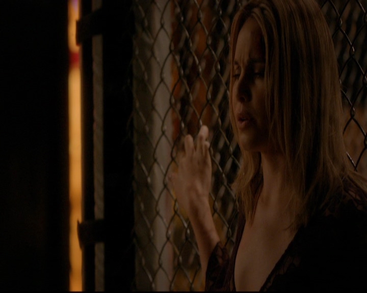 VampireDiariesWorld-dot-nl_TheOriginals_3x08TheOtherGirlInNewOrleans1209.jpg