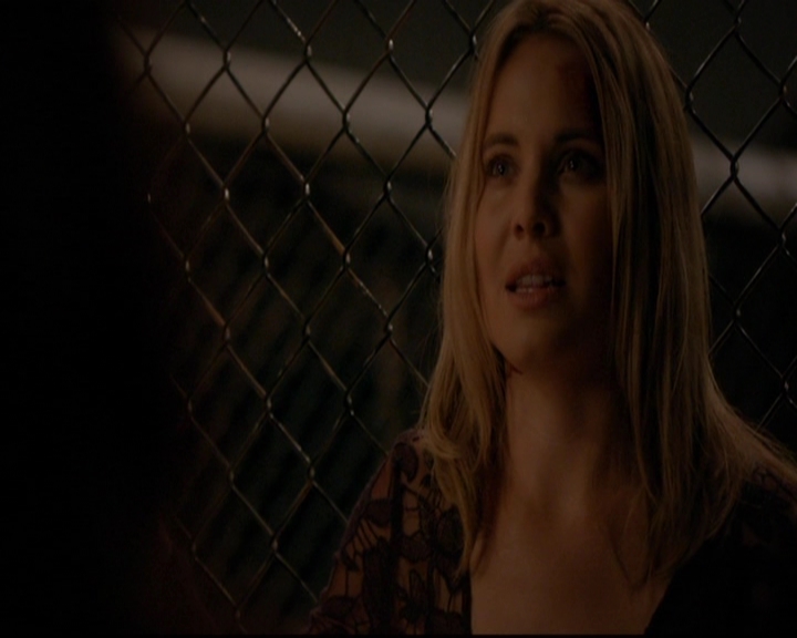 VampireDiariesWorld-dot-nl_TheOriginals_3x08TheOtherGirlInNewOrleans1215.jpg